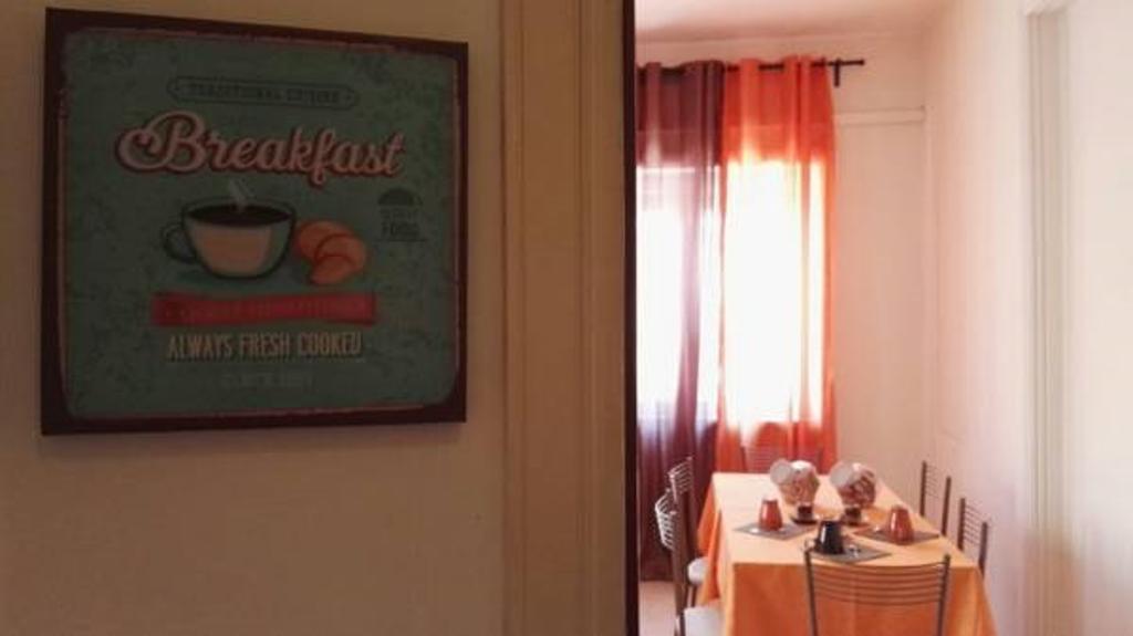 Bed & Breakfast Welcome To *
